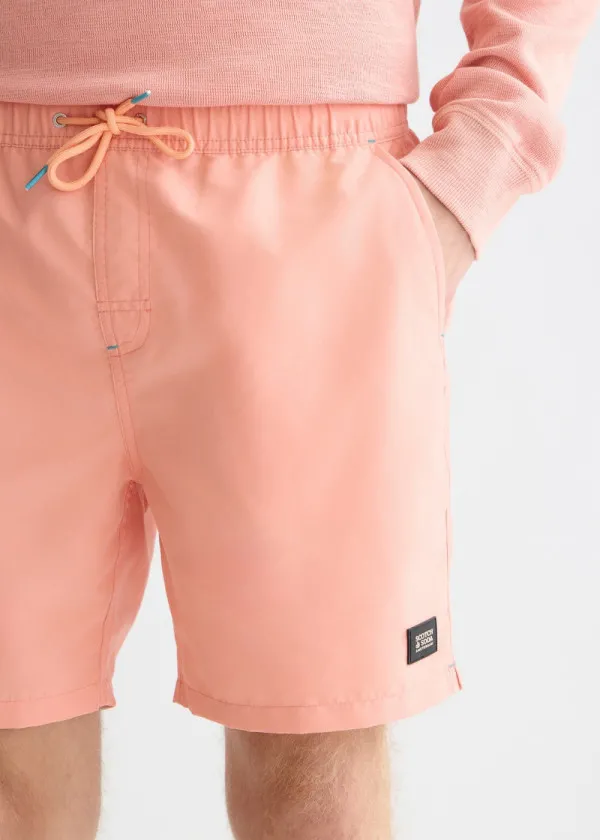 КОСТИМ ЗА КАПЕЊЕ 