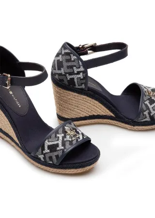 САНДАЛИ 