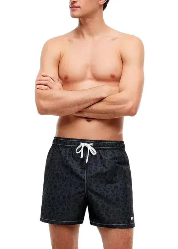 БЕРМУДИ 
