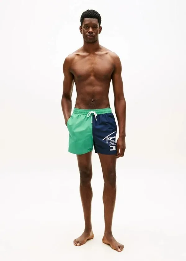 КОСТИМ ЗА КАПЕЊЕ 