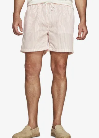 КОСТИМ ЗА КАПЕЊЕ 