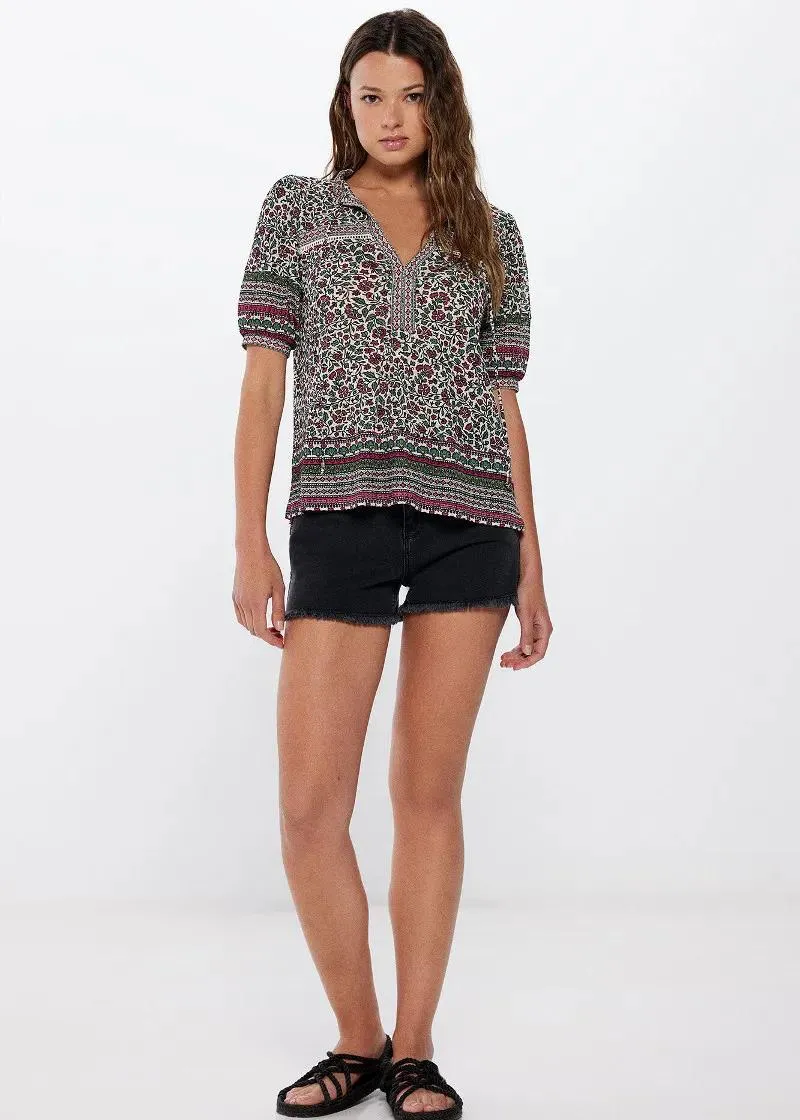 БЛУЗА Online shop Fashion Group