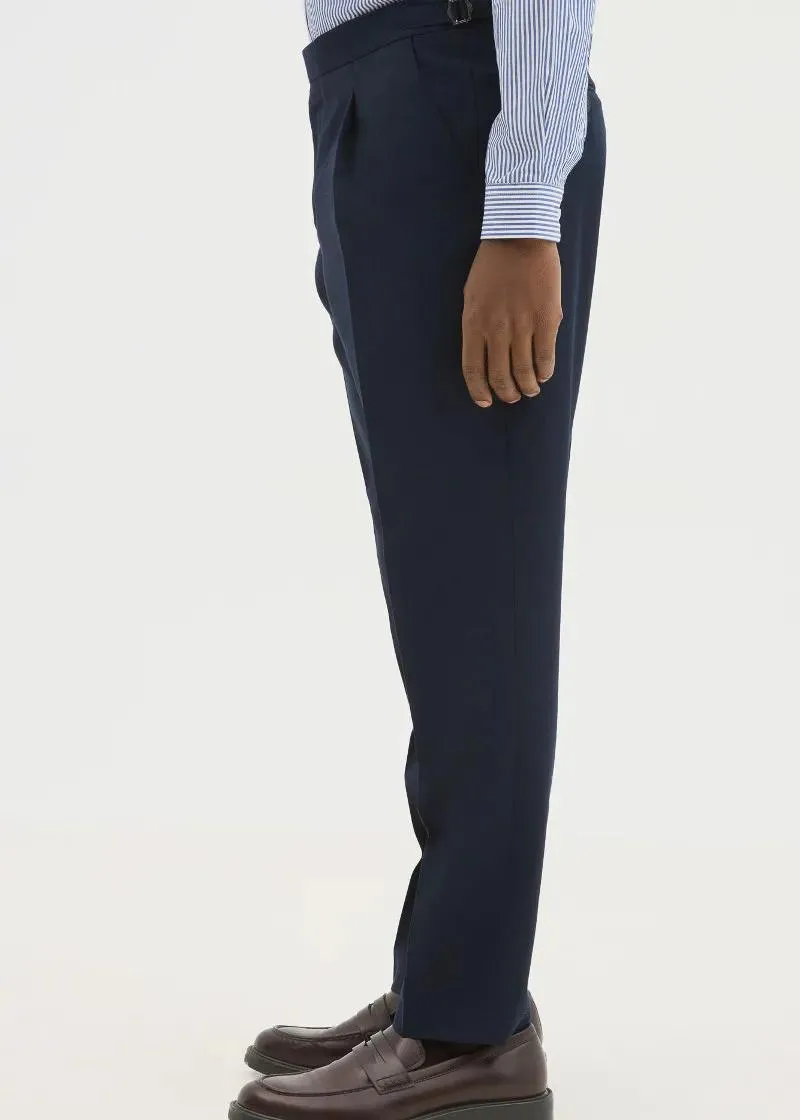 ОДЕЛО (ПАНТАЛОНИ) 