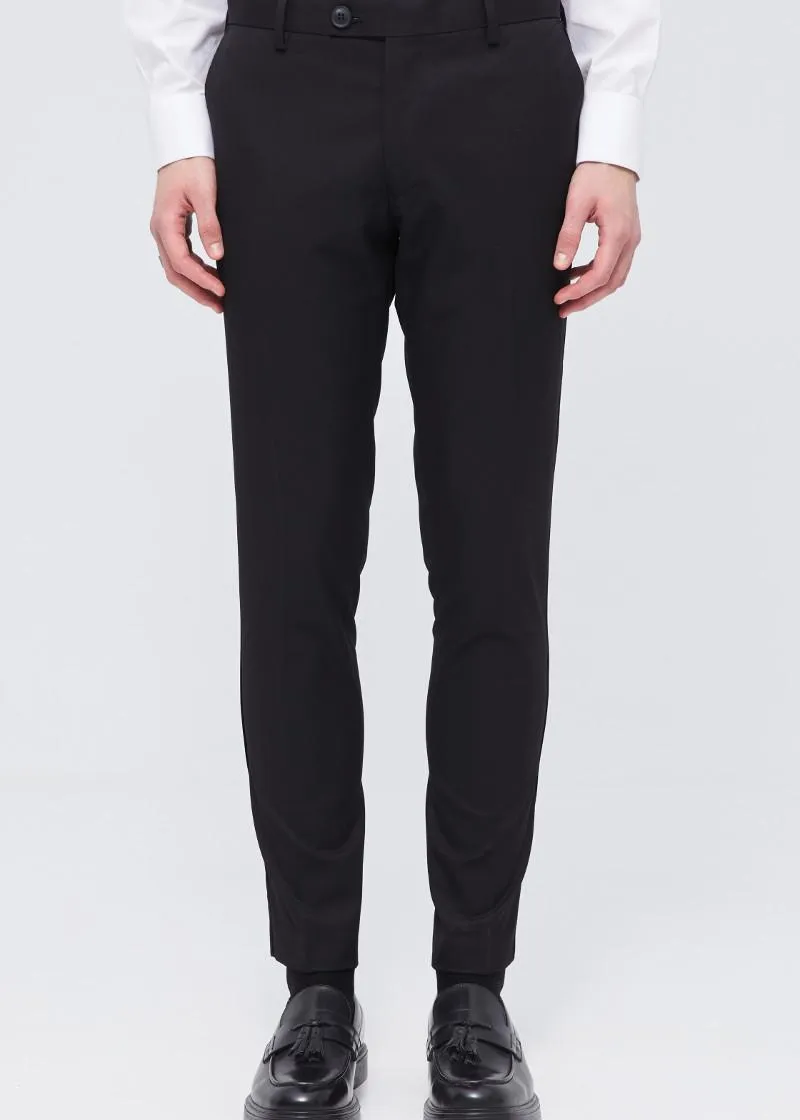 ОДЕЛО (ПАНТАЛОНИ) 