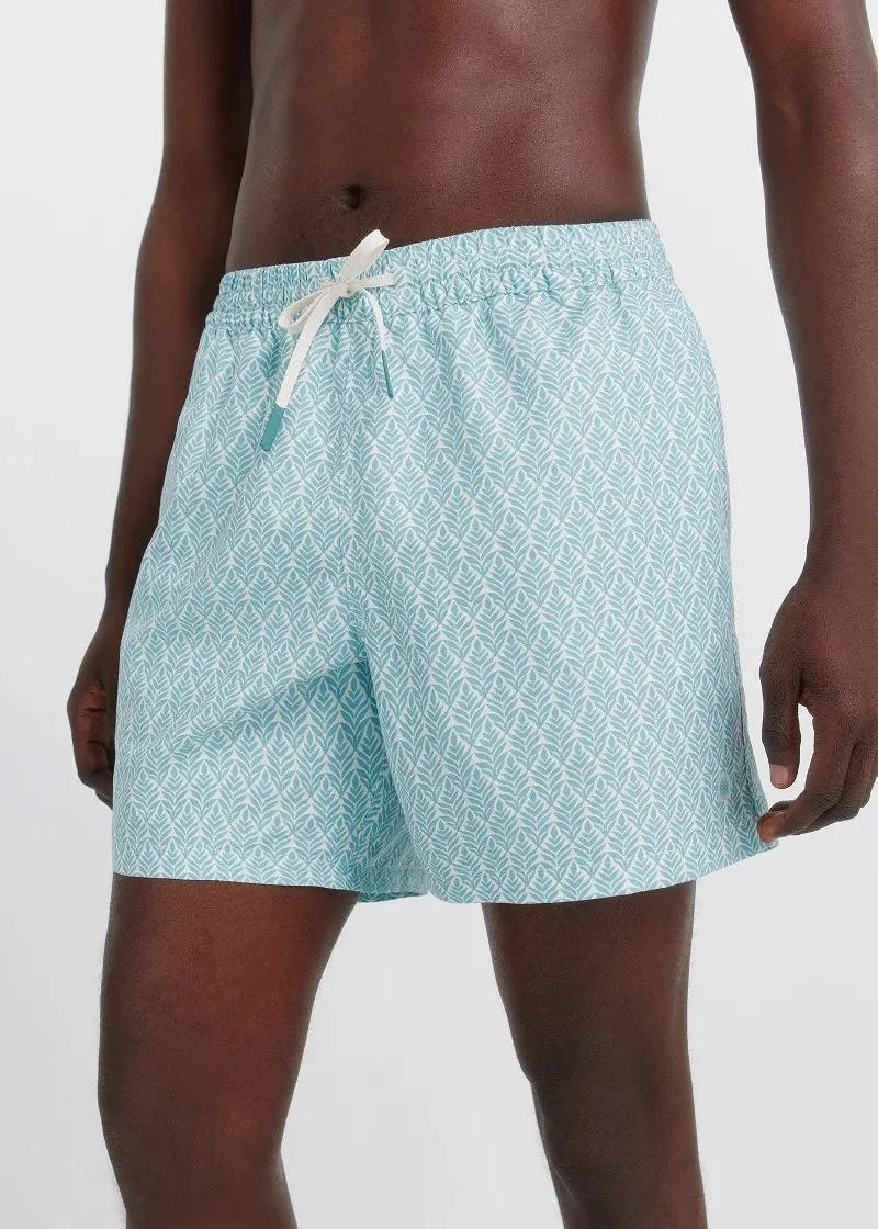 КОСТИМ ЗА КАПЕЊЕ 