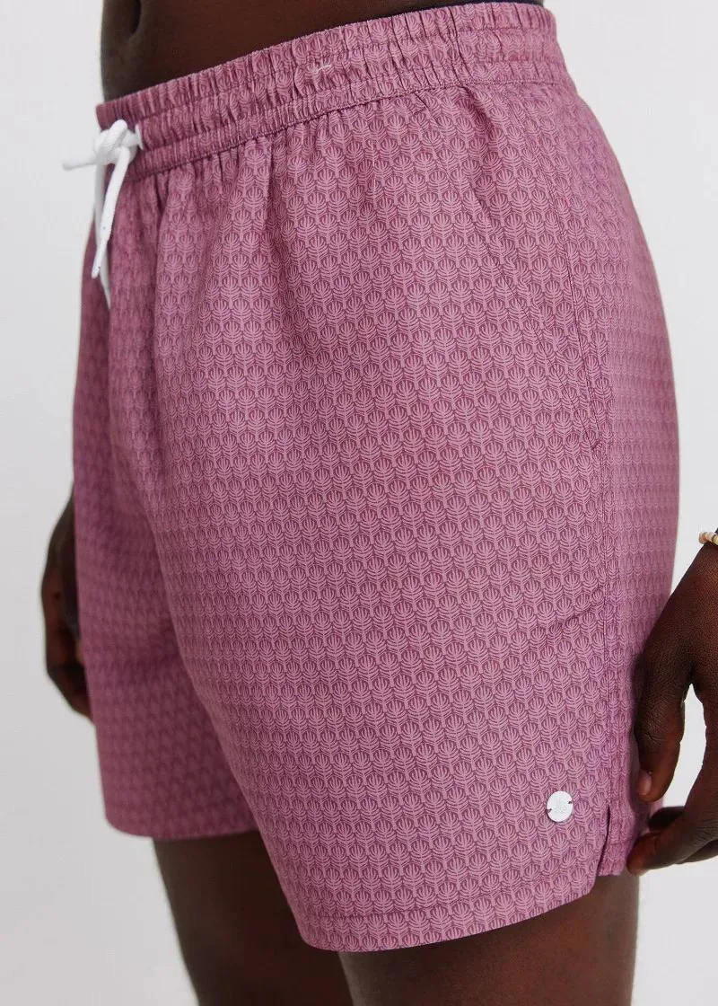 КОСТИМ ЗА КАПЕЊЕ 