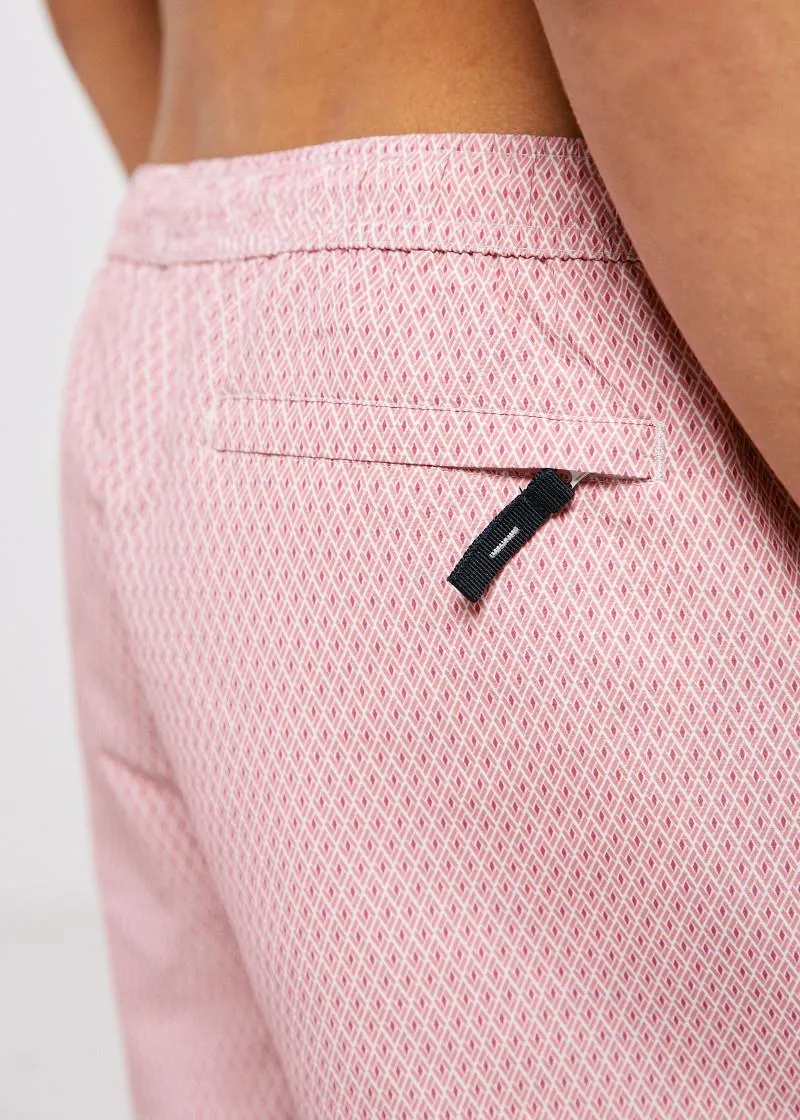 КОСТИМ ЗА КАПЕЊЕ 