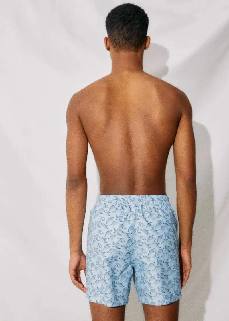 КОСТИМ ЗА КАПЕЊЕ 