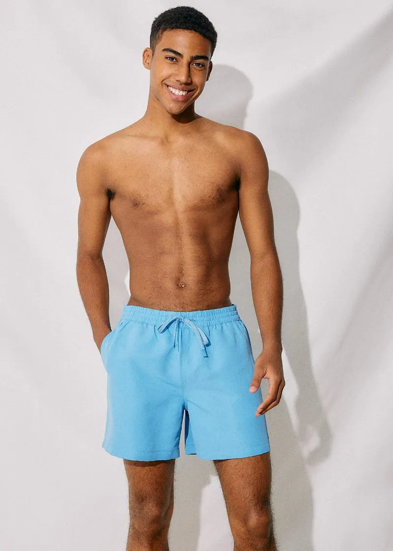 КОСТИМ ЗА КАПЕЊЕ 