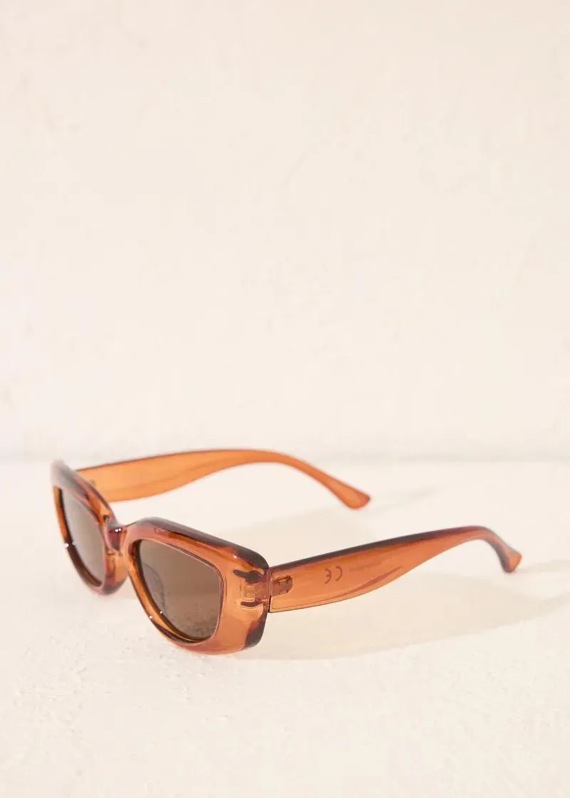 ОЧИЛА ЗА СОНЦЕ 