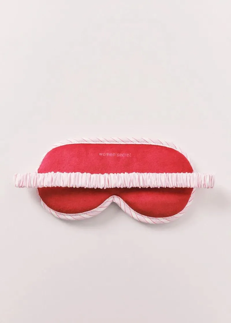 МАСКА ЗА СПИЕЊЕ 