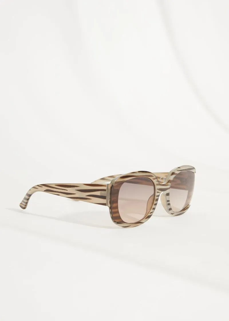 ОЧИЛА ЗА СОНЦЕ 