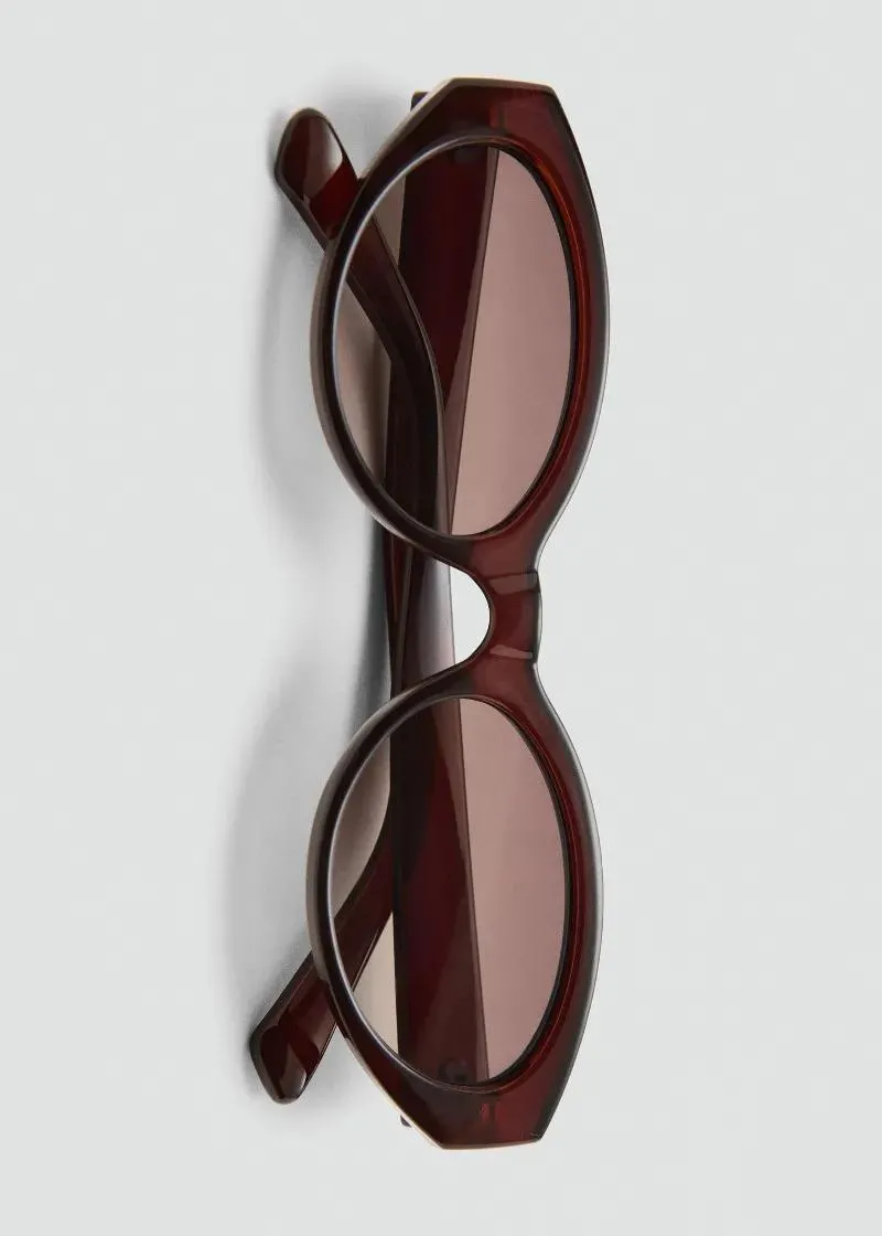 ОЧИЛА ЗА СОНЦЕ 