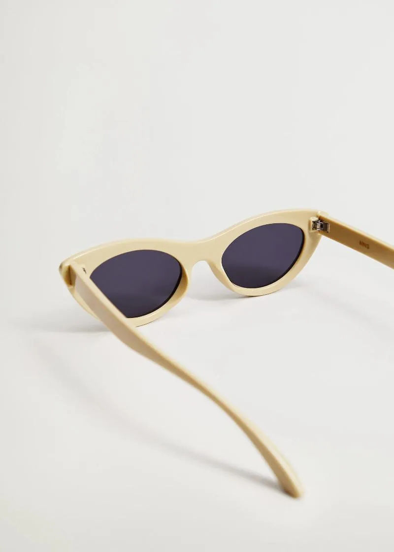 ОЧИЛА ЗА СОНЦЕ 