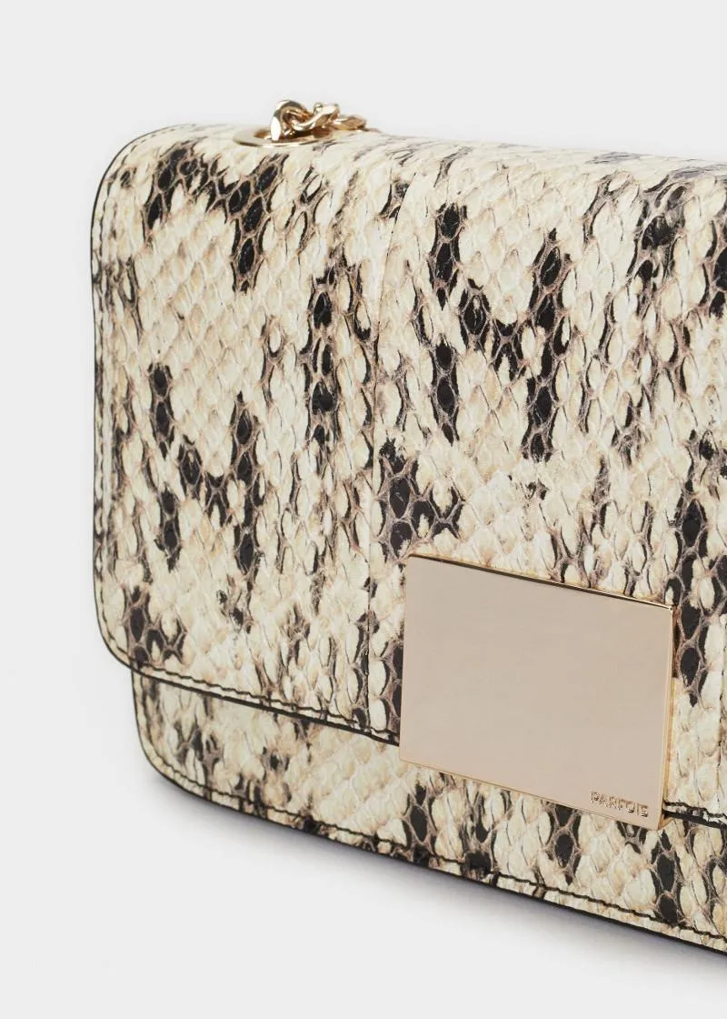 СВЕЧЕНА ЧАНТА 