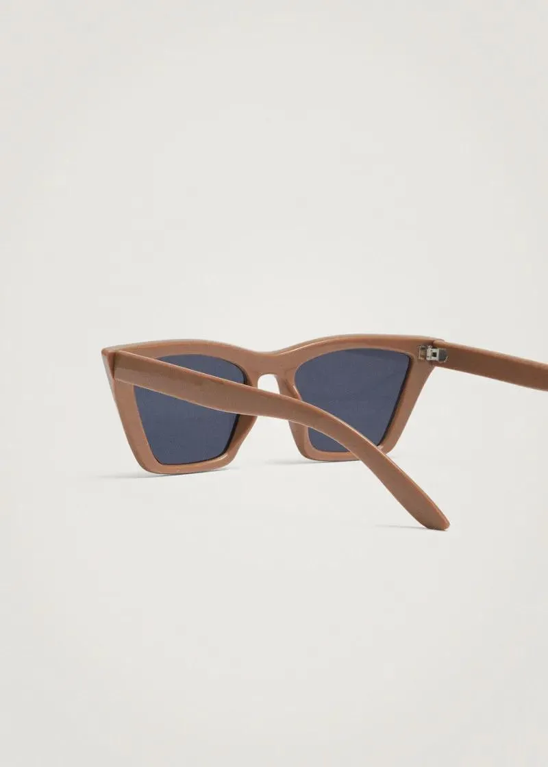 ОЧИЛА ЗА СОНЦЕ 