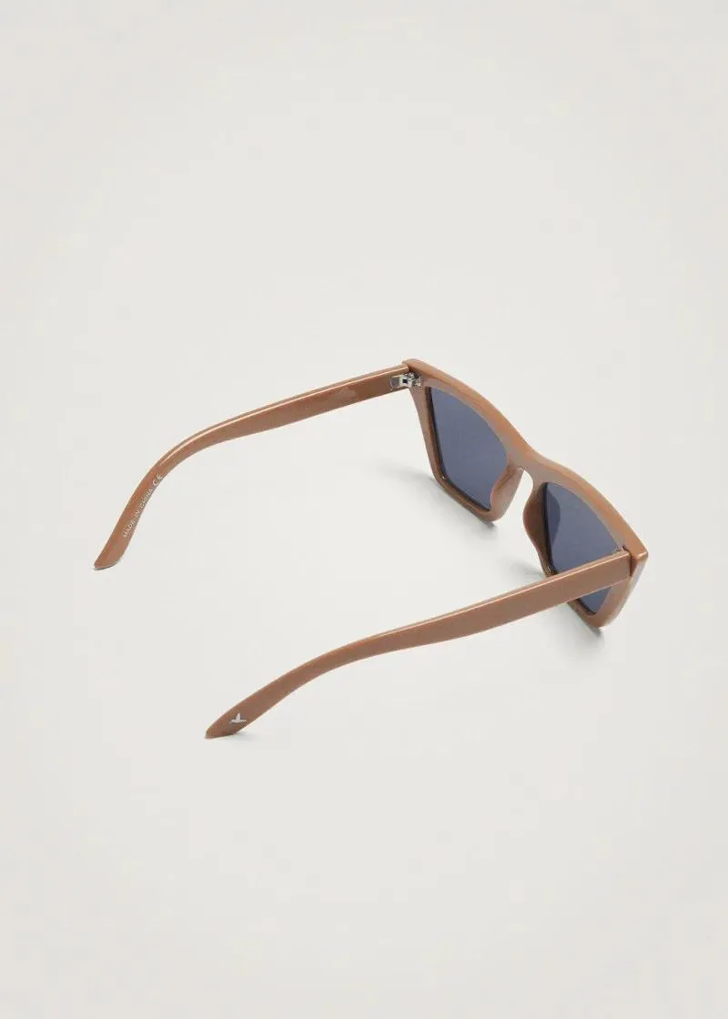 ОЧИЛА ЗА СОНЦЕ 