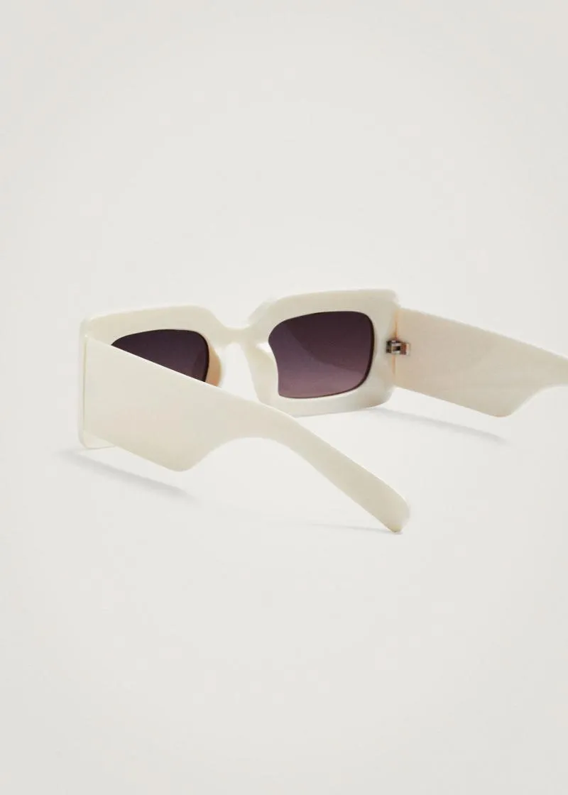 ОЧИЛА ЗА СОНЦЕ 