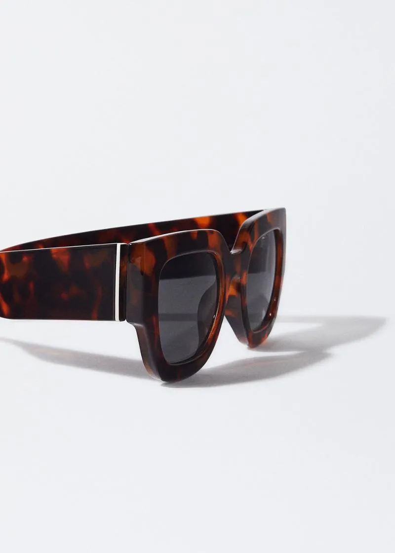 ОЧИЛА ЗА СОНЦЕ 