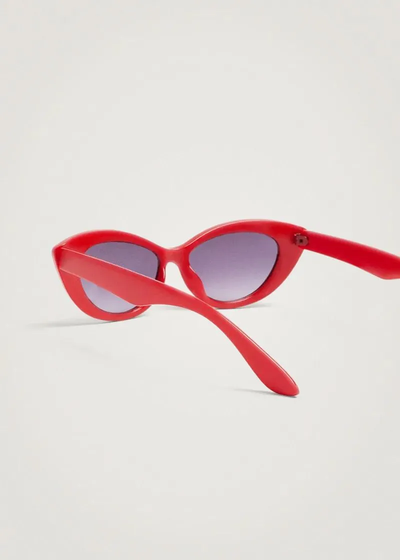 ОЧИЛА ЗА СОНЦЕ 