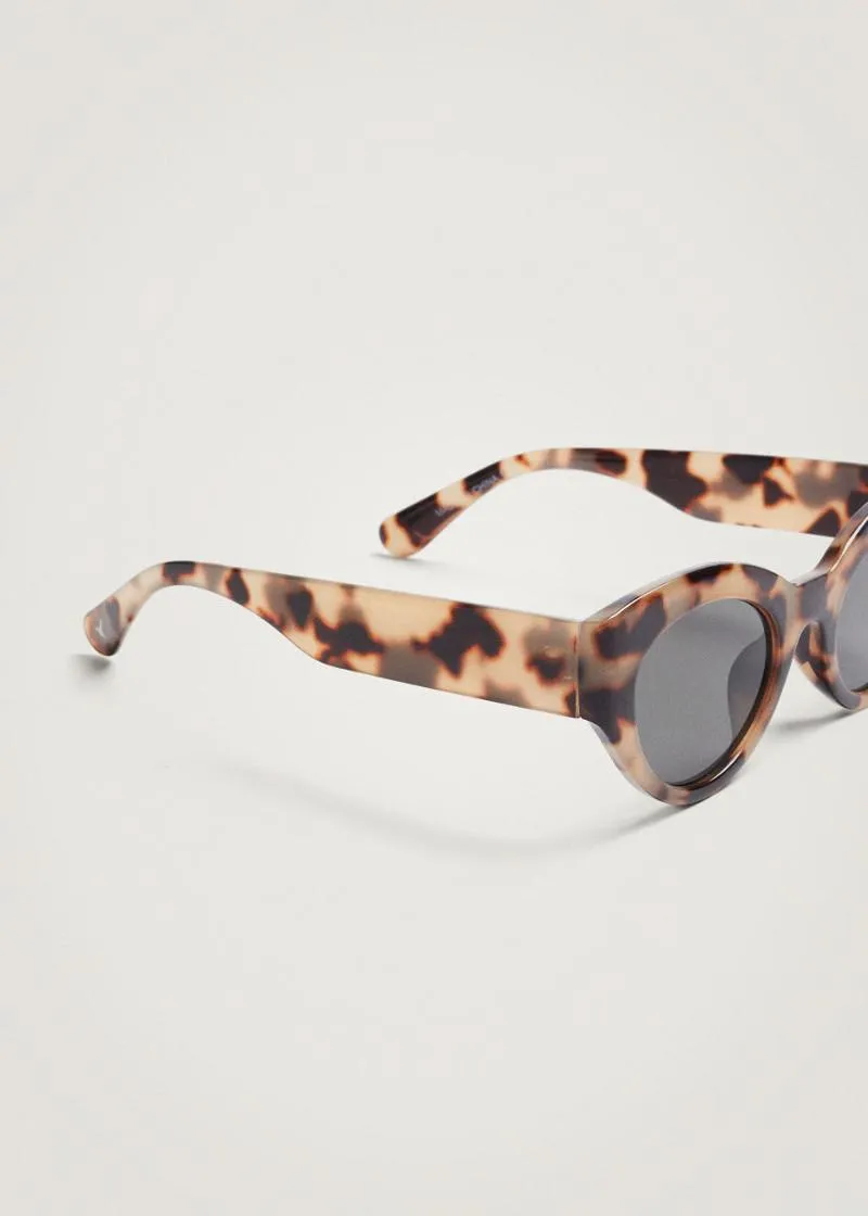 ОЧИЛА ЗА СОНЦЕ 