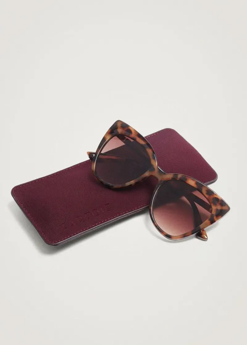 ОЧИЛА ЗА СОНЦЕ 