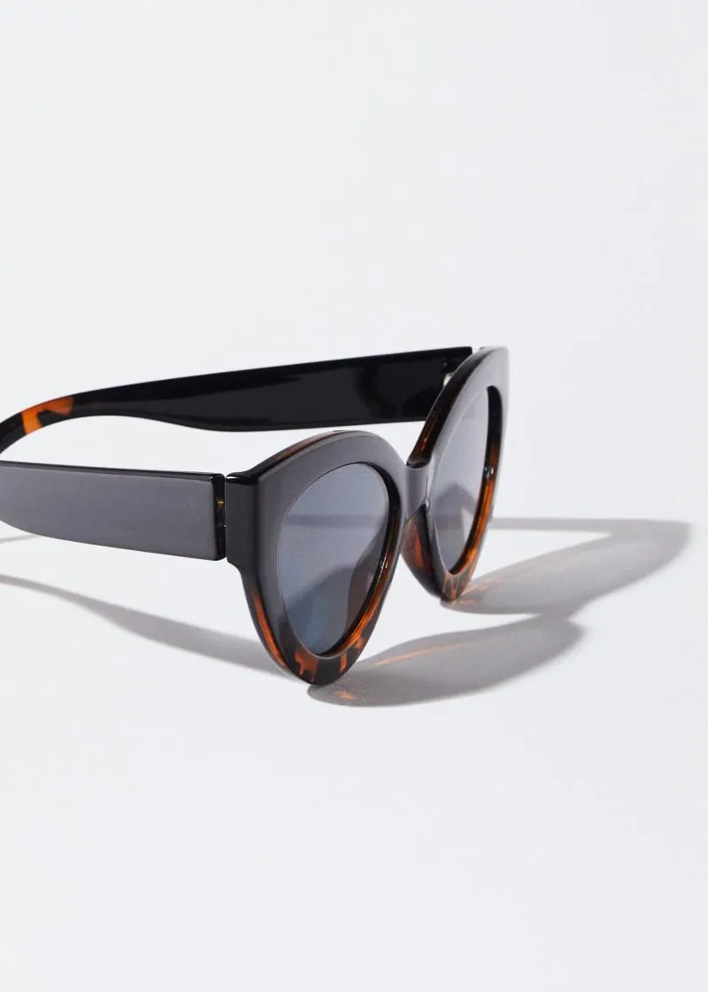 ОЧИЛА ЗА СОНЦЕ 