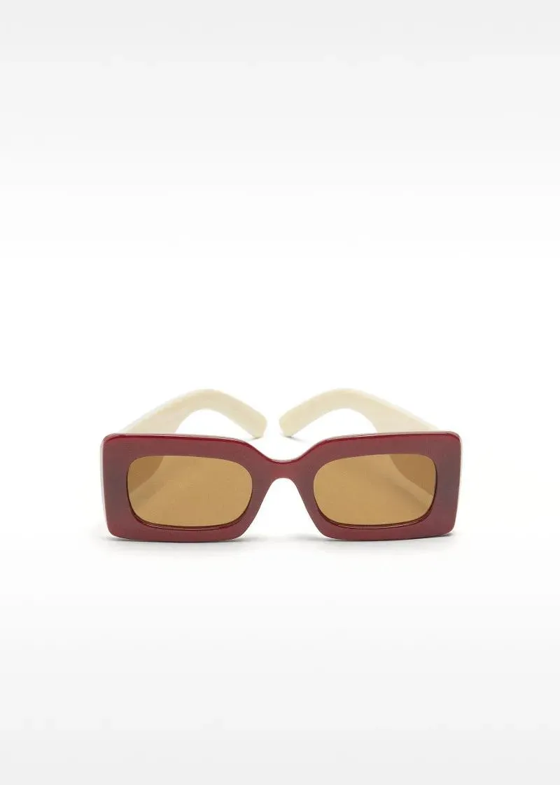 ОЧИЛА ЗА СОНЦЕ 