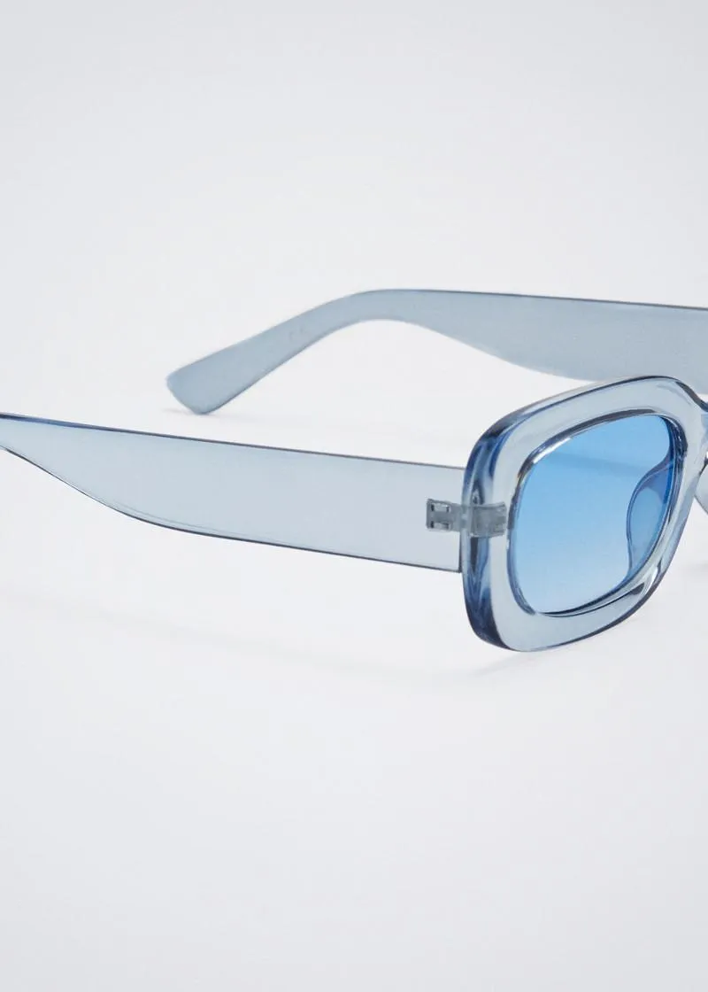 ОЧИЛА ЗА СОНЦЕ 