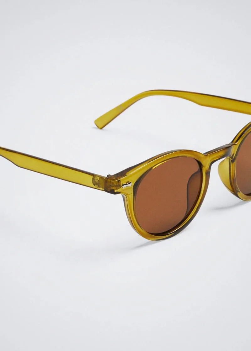 ОЧИЛА ЗА СОНЦЕ 