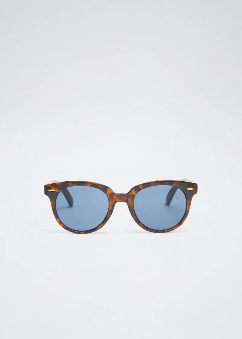 ОЧИЛА ЗА СОНЦЕ 