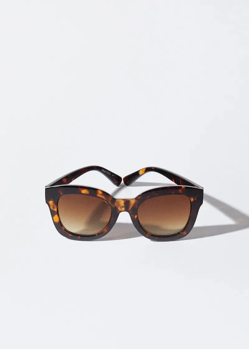 ОЧИЛА ЗА СОНЦЕ 