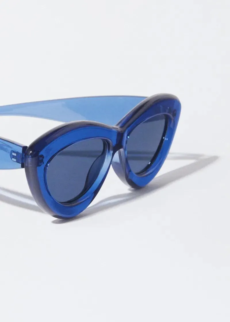 ОЧИЛА ЗА СОНЦЕ 