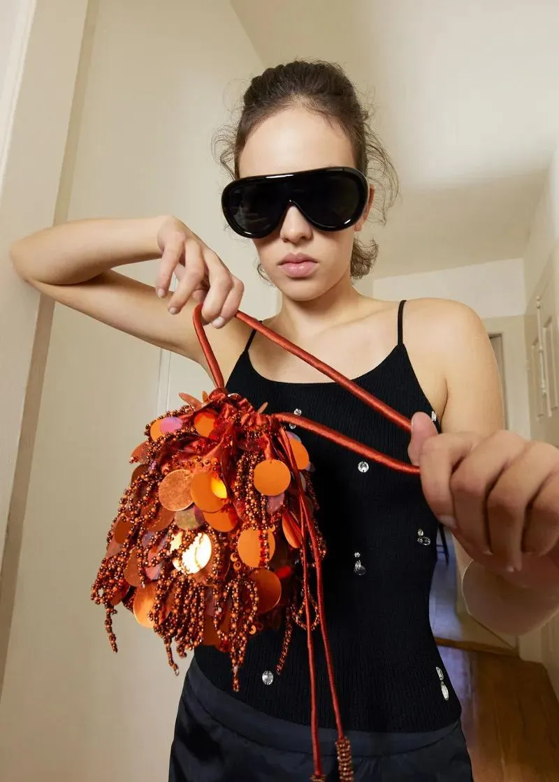 ОЧИЛА ЗА СОНЦЕ 