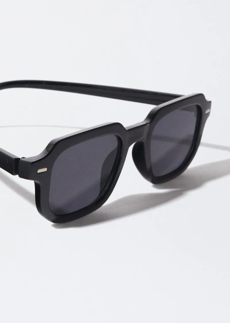 ОЧИЛА ЗА СОНЦЕ 