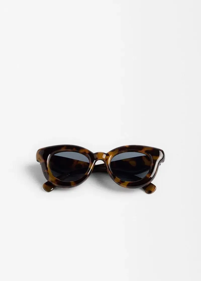 ОЧИЛА ЗА СОНЦЕ 