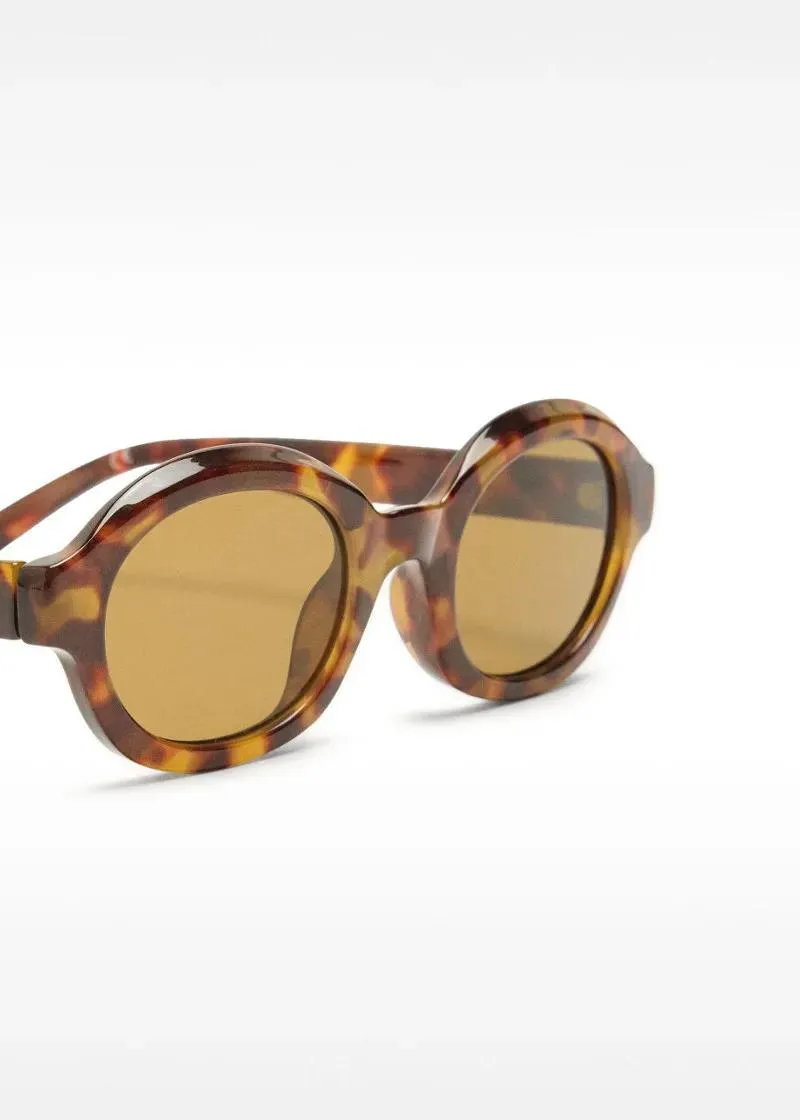 ОЧИЛА ЗА СОНЦЕ 