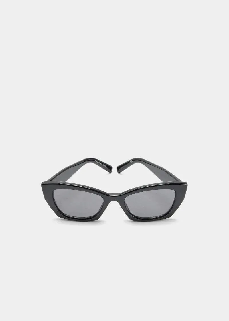 ОЧИЛА ЗА СОНЦЕ 