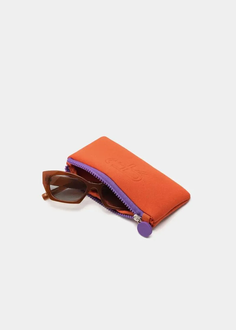 ОЧИЛА ЗА СОНЦЕ 