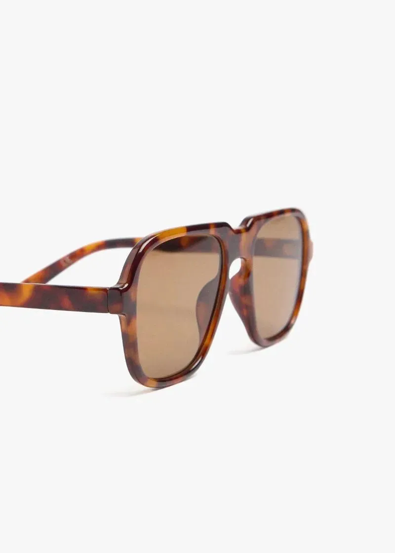 ОЧИЛА ЗА СОНЦЕ 