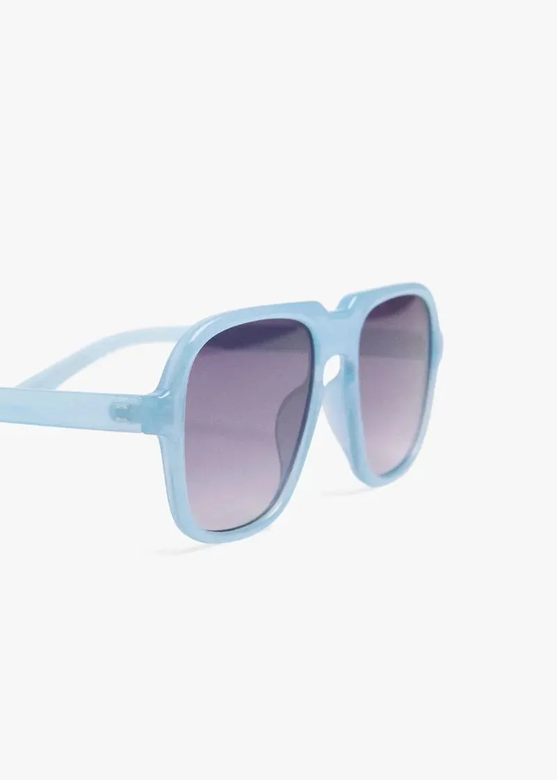 ОЧИЛА ЗА СОНЦЕ 