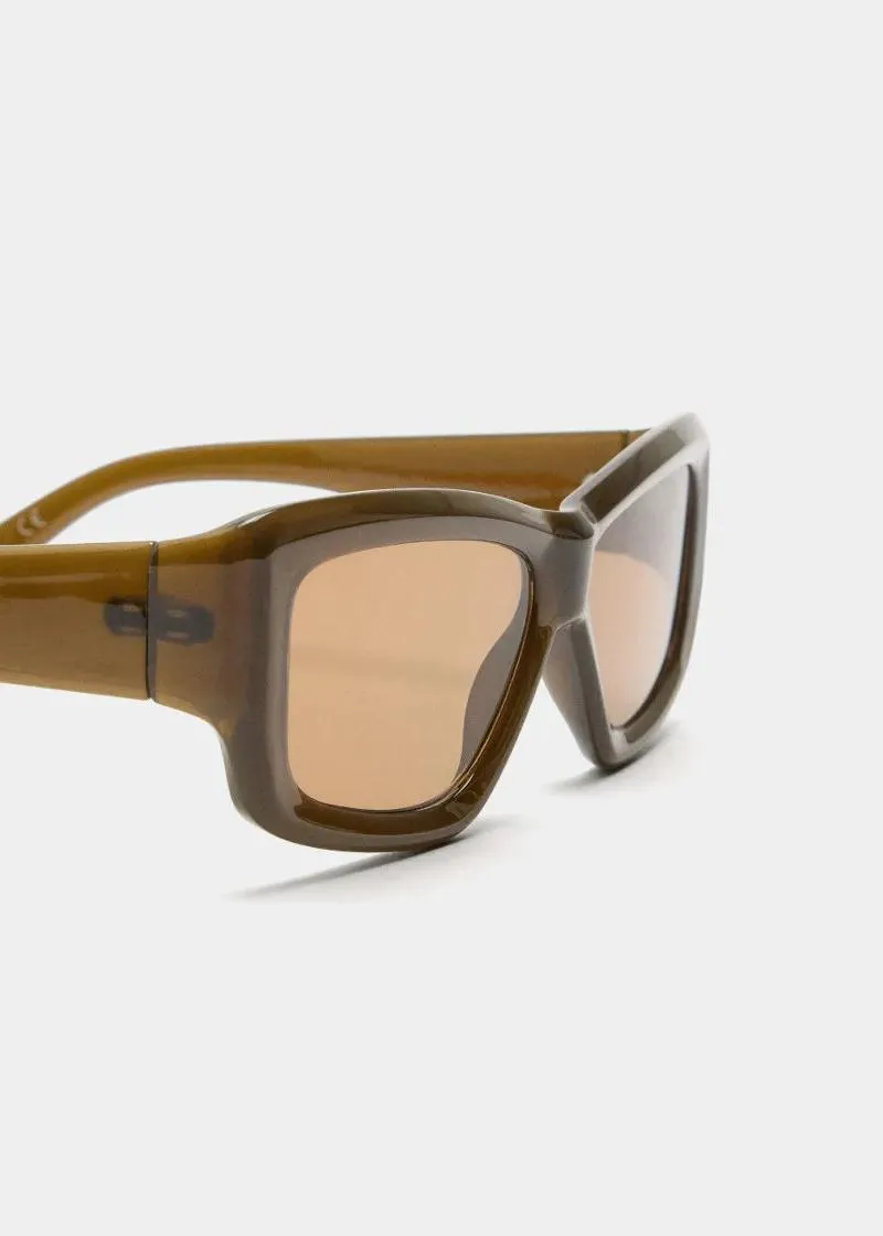 ОЧИЛА ЗА СОНЦЕ 