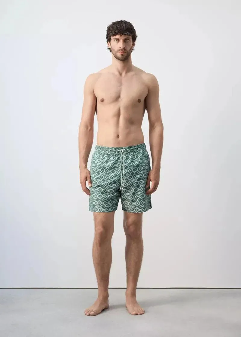 КОСТИМ ЗА КАПЕЊЕ 