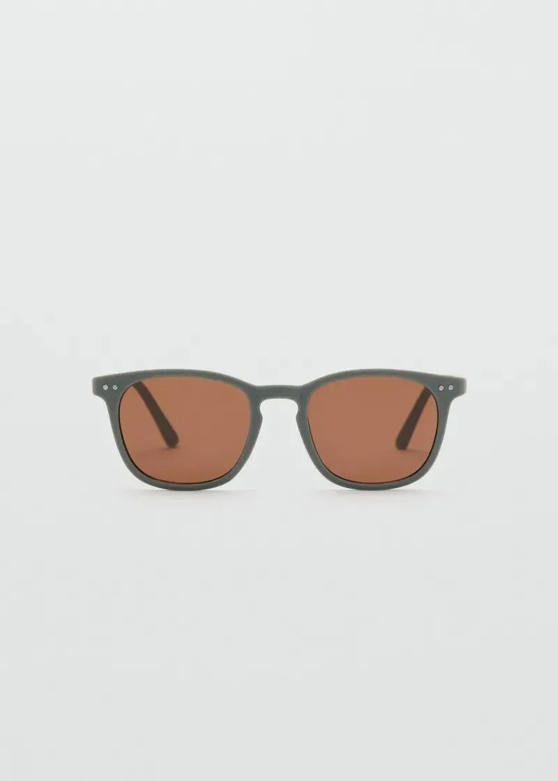 ОЧИЛА ЗА СОНЦЕ 