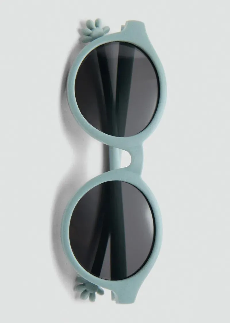 ОЧИЛА ЗА СОНЦЕ 