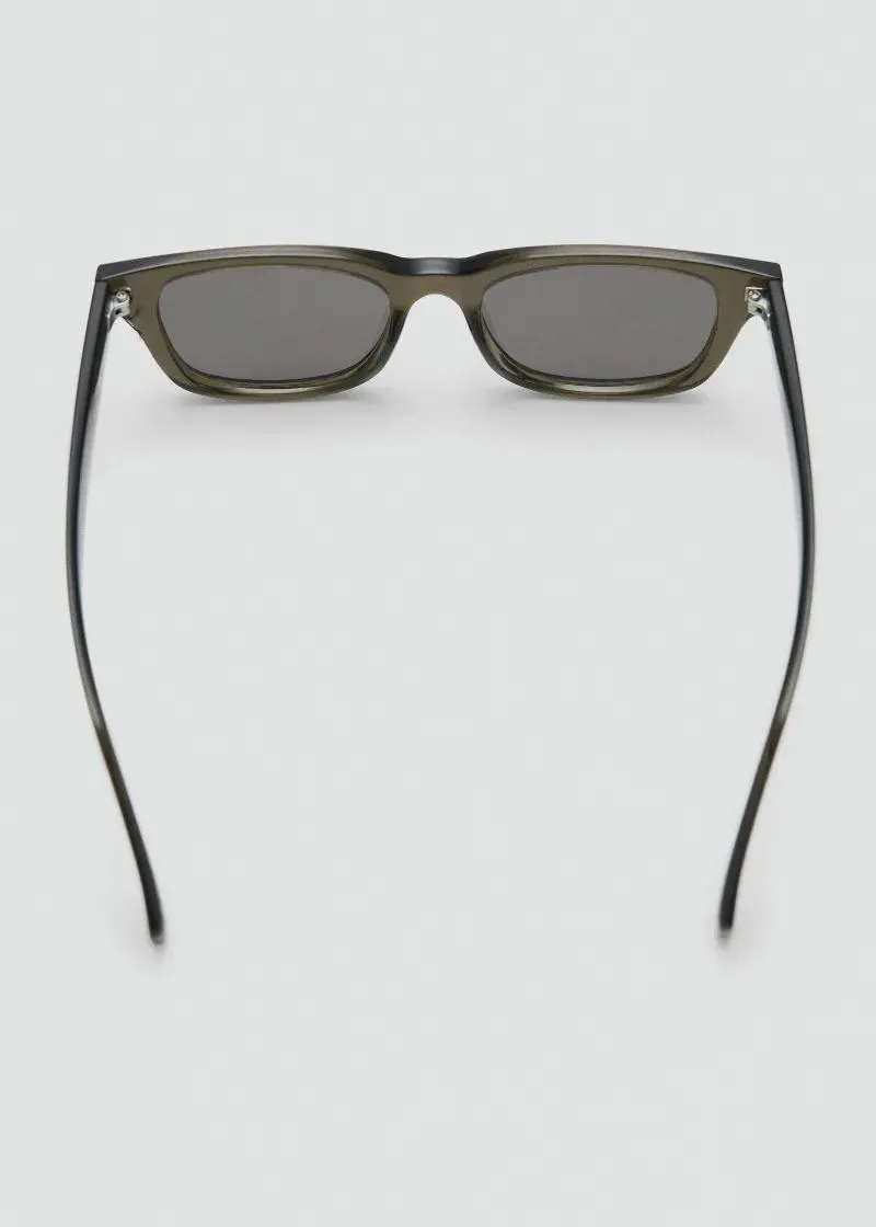 ОЧИЛА ЗА СОНЦЕ 