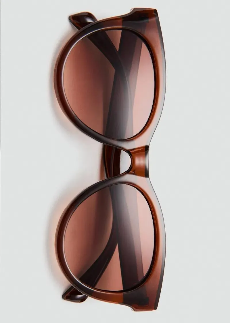 ОЧИЛА ЗА СОНЦЕ 