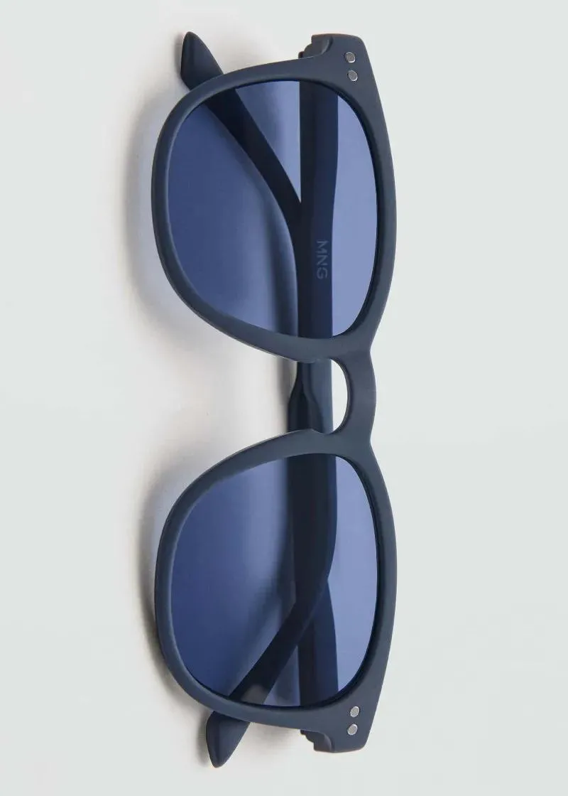 ОЧИЛА ЗА СОНЦЕ 