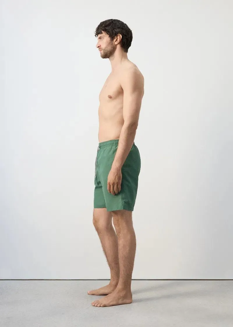 КОСТИМ ЗА КАПЕЊЕ 