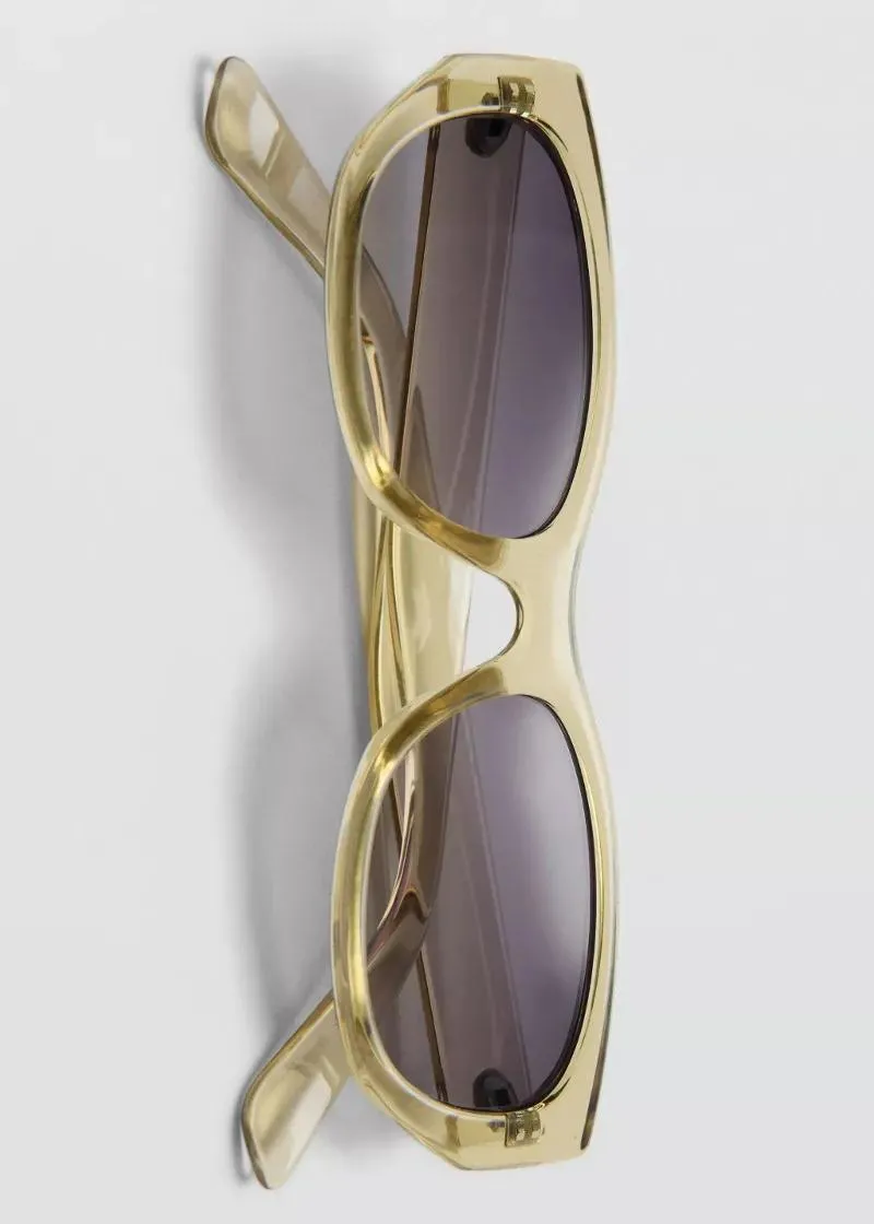 ОЧИЛА ЗА СОНЦЕ 